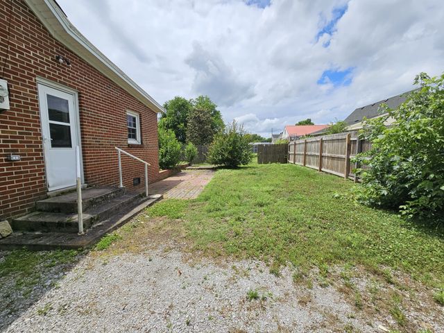 209 Dogwood St, Carthage, TN 37030