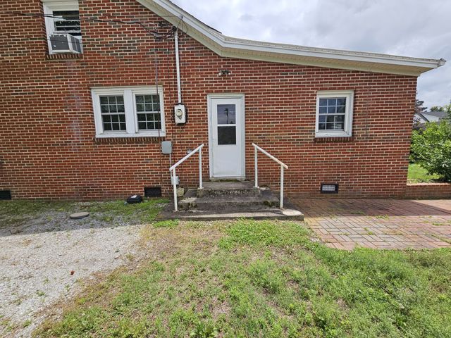 209 Dogwood St, Carthage, TN 37030