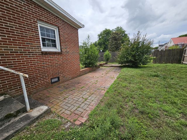 209 Dogwood St, Carthage, TN 37030
