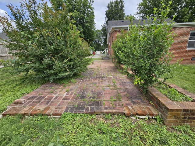 209 Dogwood St, Carthage, TN 37030