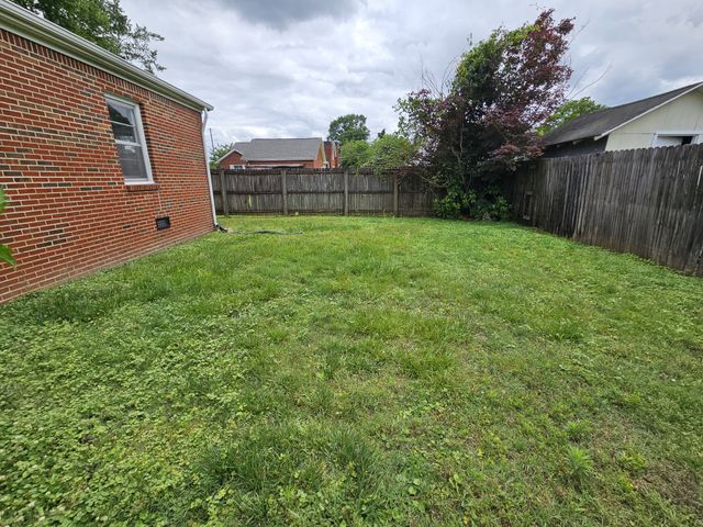 209 Dogwood St, Carthage, TN 37030