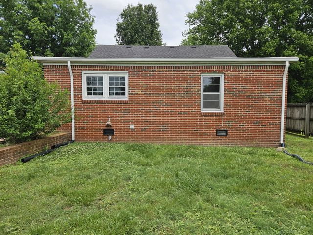 209 Dogwood St, Carthage, TN 37030