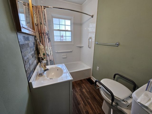 209 Dogwood St, Carthage, TN 37030