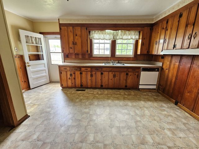 209 Dogwood St, Carthage, TN 37030