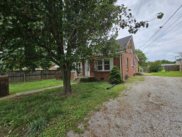 209 Dogwood St, Carthage, TN 37030