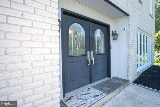 2556 KIRK DR, Huntingdon Valley, PA 19006