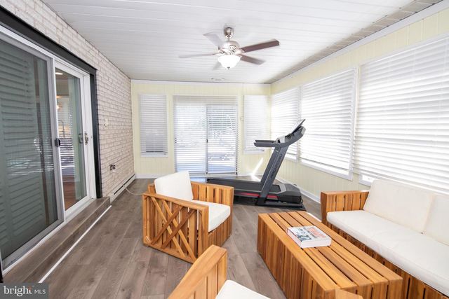 2556 KIRK DR, Huntingdon Valley, PA 19006