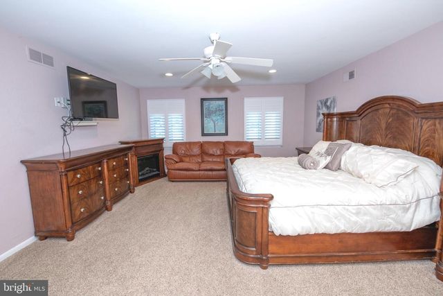 2556 KIRK DR, Huntingdon Valley, PA 19006