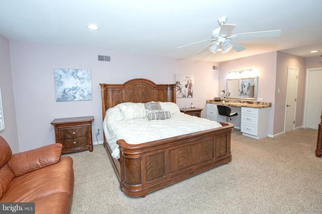 2556 KIRK DR, Huntingdon Valley, PA 19006