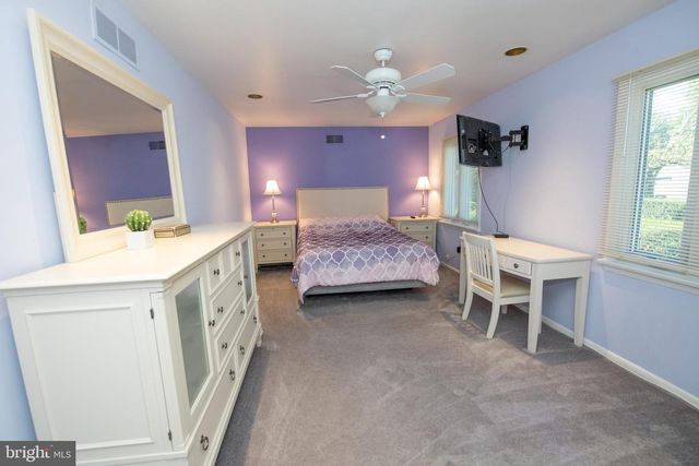 2556 KIRK DR, Huntingdon Valley, PA 19006