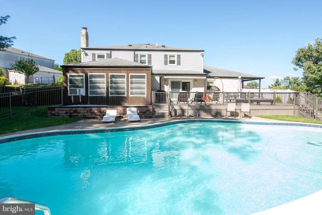 2556 KIRK DR, Huntingdon Valley, PA 19006