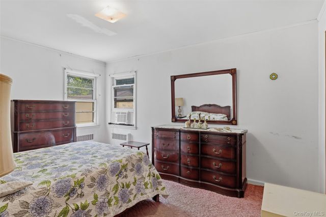 24 Spring Garden Street, Valley Stream, NY 11580