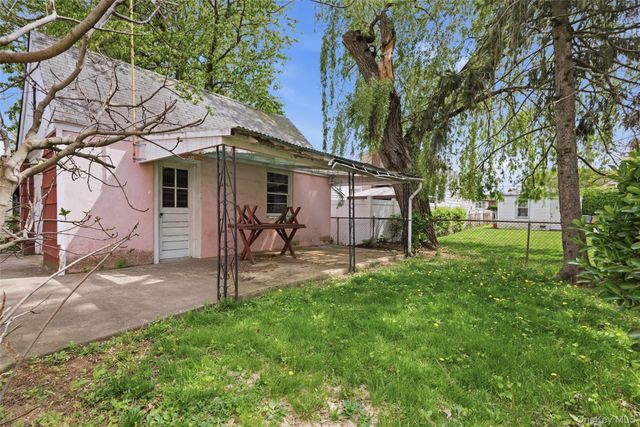 24 Spring Garden Street, Valley Stream, NY 11580