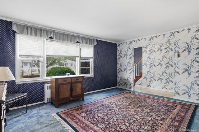 24 Spring Garden Street, Valley Stream, NY 11580