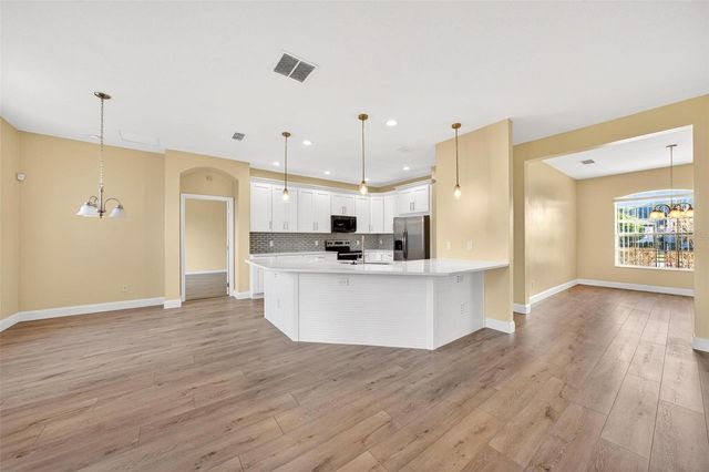 18172 THORNHILL GRAND CIRCLE, Orlando, FL 32820