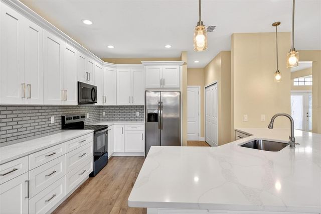 18172 THORNHILL GRAND CIRCLE, Orlando, FL 32820