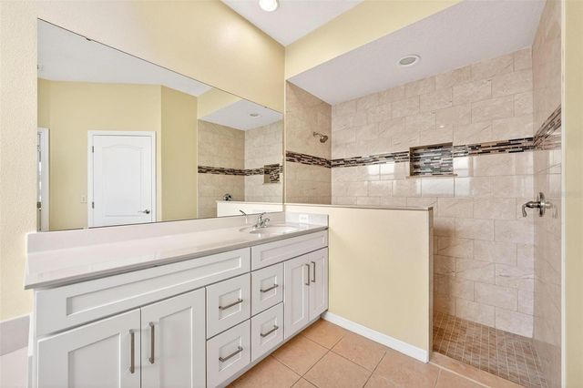 18172 THORNHILL GRAND CIRCLE, Orlando, FL 32820