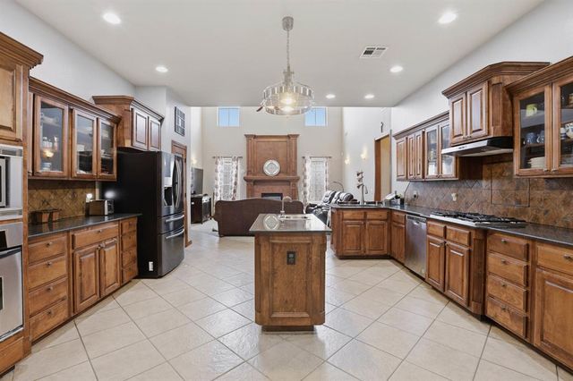 21353 Highlander Ridge Drive, Edmond, OK 73012