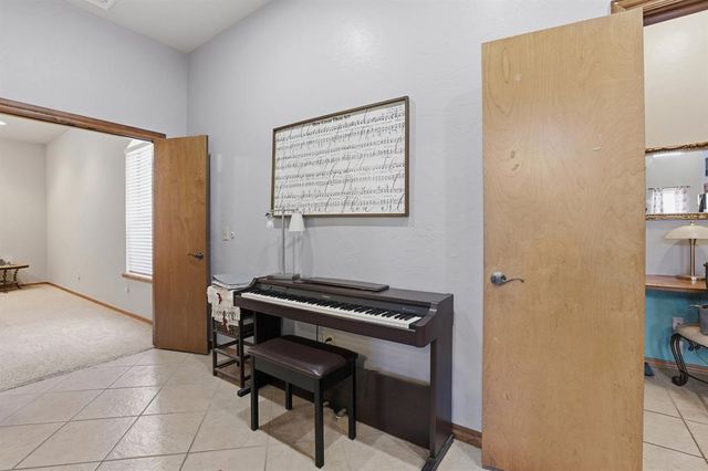 21353 Highlander Ridge Drive, Edmond, OK 73012