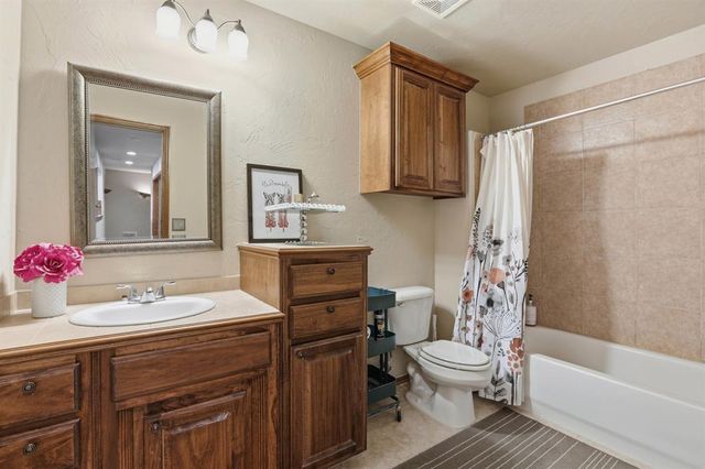 21353 Highlander Ridge Drive, Edmond, OK 73012