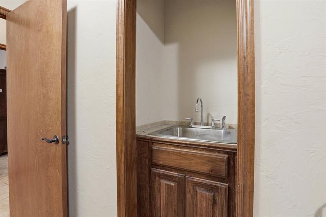 21353 Highlander Ridge Drive, Edmond, OK 73012