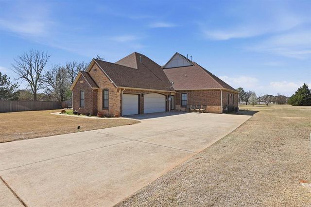 21353 Highlander Ridge Drive, Edmond, OK 73012
