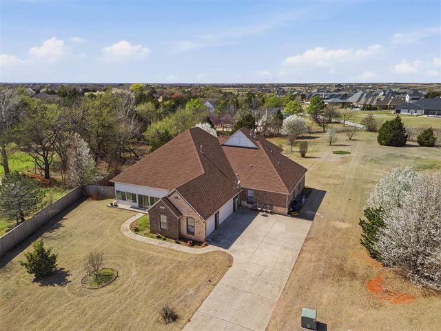 21353 Highlander Ridge Drive, Edmond, OK 73012