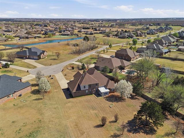 21353 Highlander Ridge Drive, Edmond, OK 73012