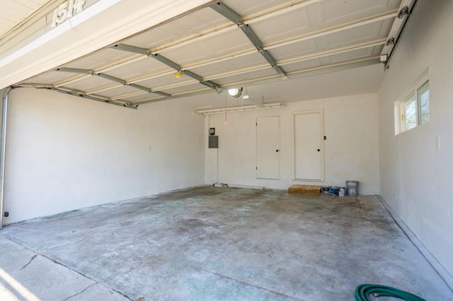 1514 E Wayland Street, Springfield, MO 65804