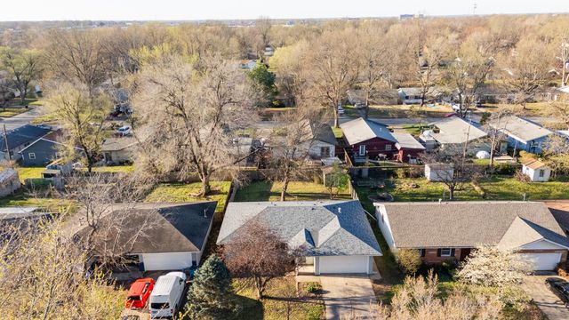 1514 E Wayland Street, Springfield, MO 65804