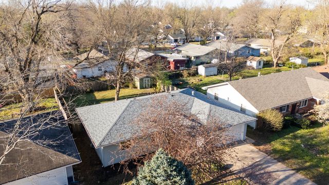 1514 E Wayland Street, Springfield, MO 65804