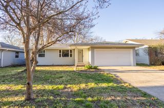 1514 E Wayland Street, Springfield, MO 65804