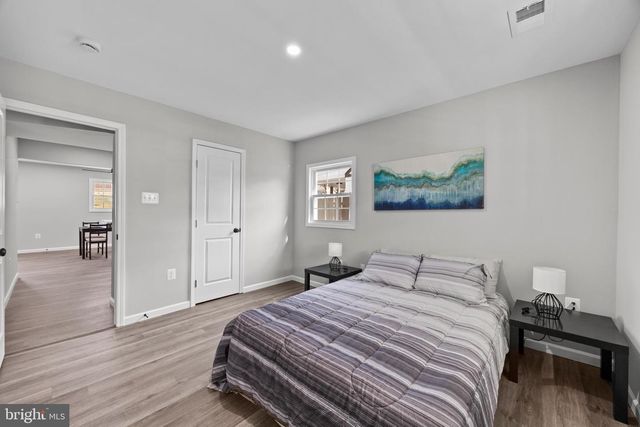 186 LAMBERT DR, Manassas Park, VA 20111