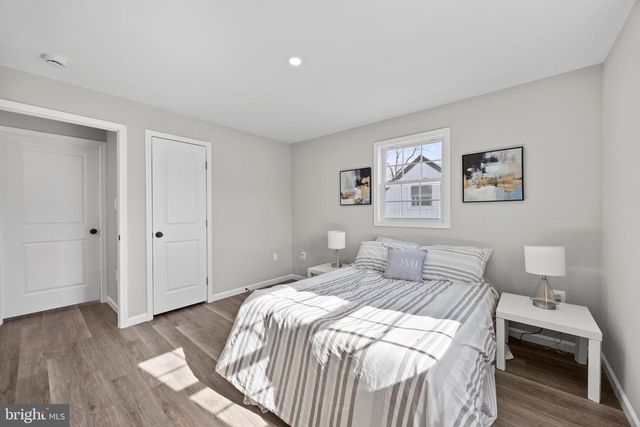 186 LAMBERT DR, Manassas Park, VA 20111