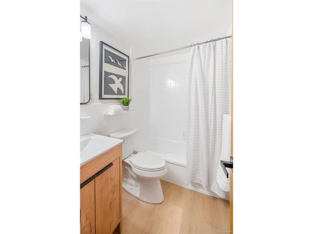 1175 N Emerson St 212, Denver, CO 80218