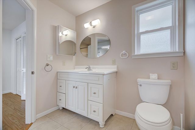 106 Woodland Road, Lake Jackson, TX 77566