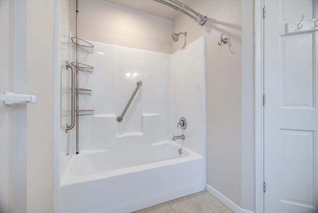 106 Woodland Road, Lake Jackson, TX 77566