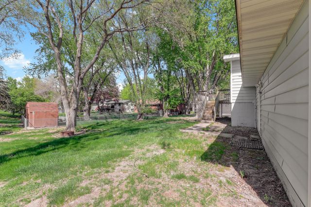 11724 67th Place N, Maple Grove, MN 55369