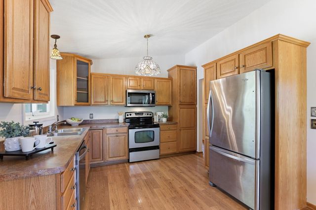 11724 67th Place N, Maple Grove, MN 55369