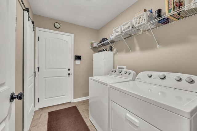 883 Terraceside Cir, Clarksville, TN 37040