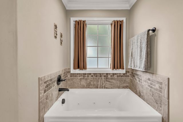 883 Terraceside Cir, Clarksville, TN 37040