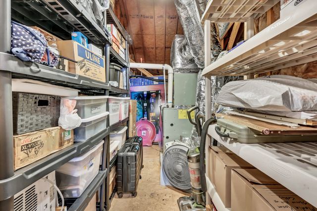 883 Terraceside Cir, Clarksville, TN 37040
