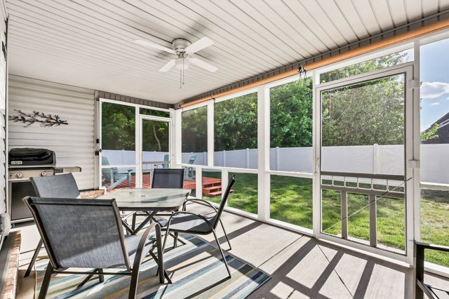 883 Terraceside Cir, Clarksville, TN 37040