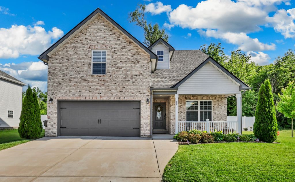 883 Terraceside Cir, Clarksville, TN 37040