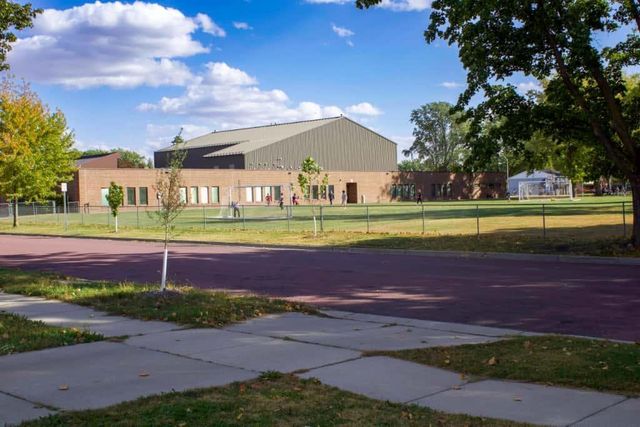 1112 Marsh Street, Mankato, MN 56001