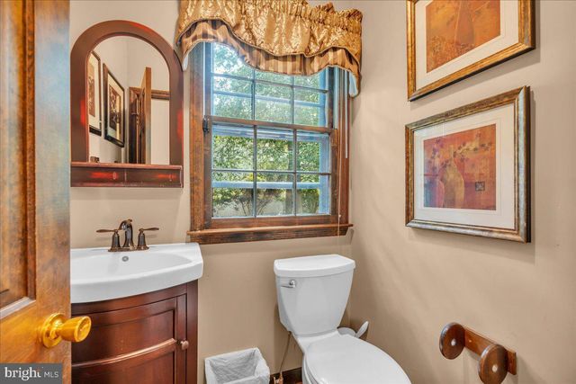 60 BRADFORD WAY, Voorhees, NJ 08043