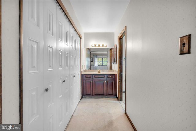 60 BRADFORD WAY, Voorhees, NJ 08043
