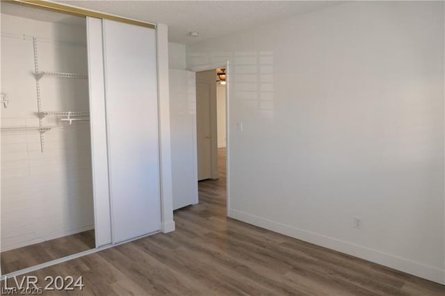 3335 Racquet Street, Las Vegas, NV 89121
