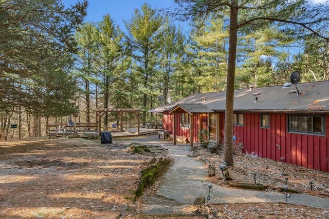 N8432 Valley Drive, Wisconsin Dells, WI 53965