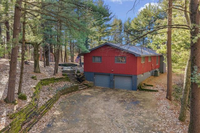 N8432 Valley Drive, Wisconsin Dells, WI 53965